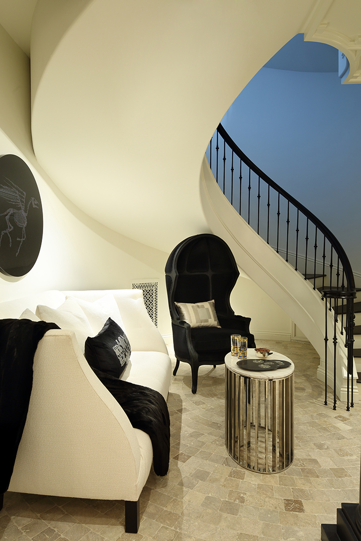 Sofia Vergaras Beautiful Beverly Hills Home Relists For 18m Q