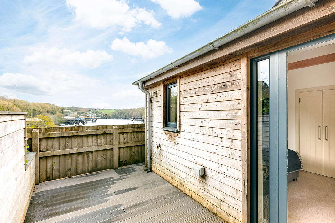 Inside A Wood Clad Eco Friendly Beauty Along Englands Majestic Coast Asking 1 5m K