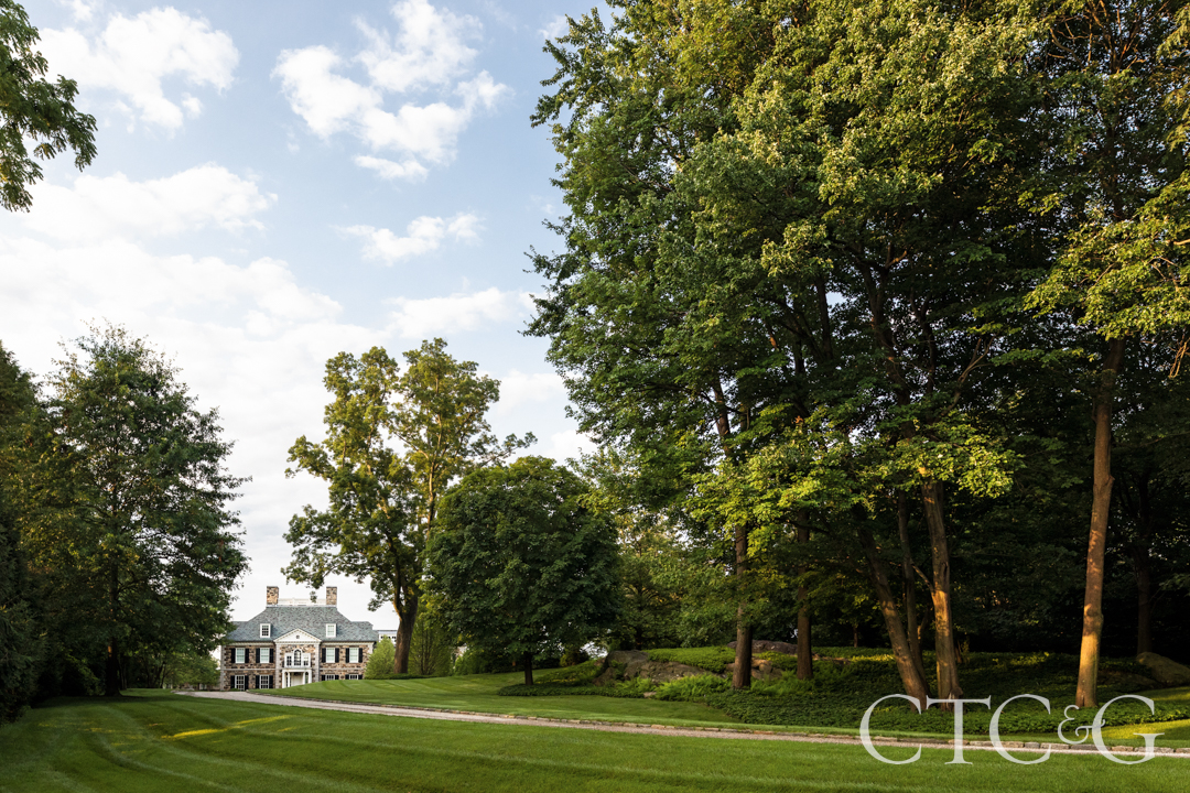 Georgian Revivial House In Connecticut