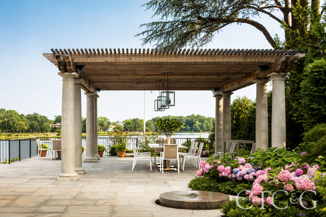 Georgian Revivial House In Connecticut