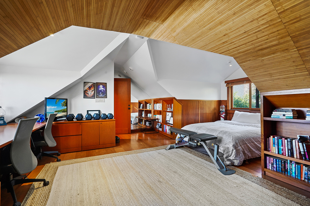 Actor Donald Sutherland Designed And Formerly Owned This Santa Monica Beach House Now Available To Rent 26