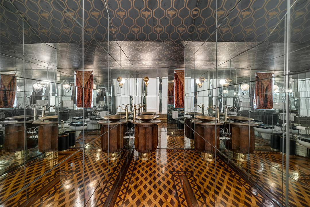 Step Inside An Unforgettable Colorful Home In Miami Beach Ff