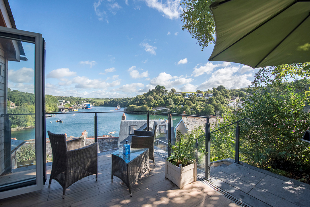 Inside A Wood Clad Eco Friendly Beauty Along Englands Majestic Coast Asking 1 5m D