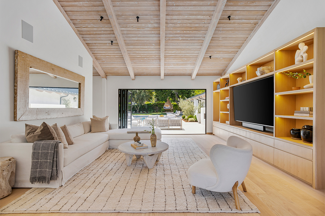 Renowned Record Producer Flips Pacific Palisades Property Listing It For 15m K