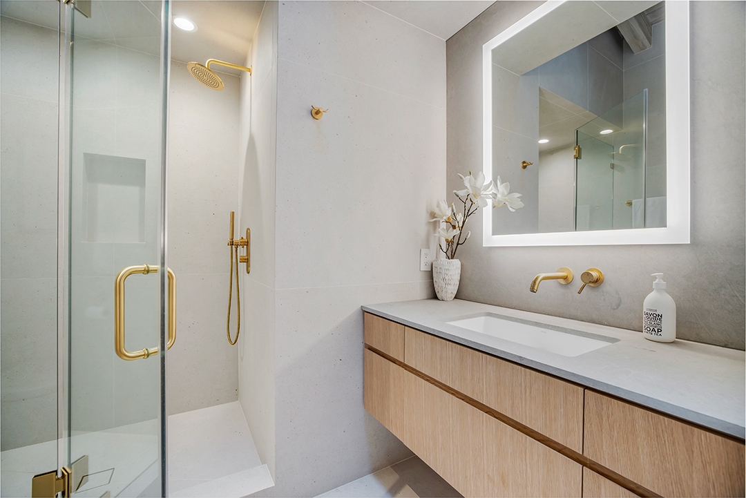 Renowned Record Producer Flips Pacific Palisades Property Listing It For 15m Zz