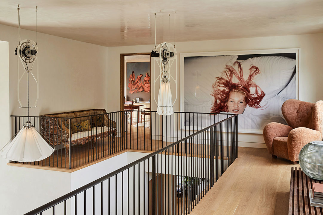 Tinder La Upstairs Hall