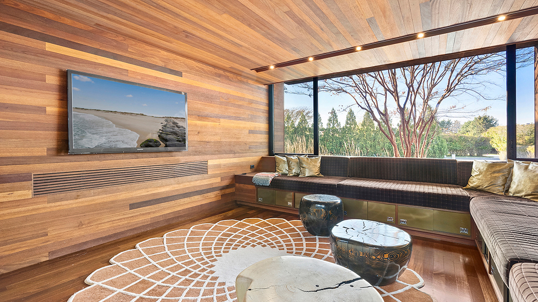 A Pr Pros Custom Built Bridgehampton Getaway Designed By Bates Masi Looks For 15 9m G