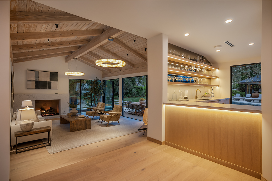 Renowned Record Producer Flips Pacific Palisades Property Listing It For 15m Ee