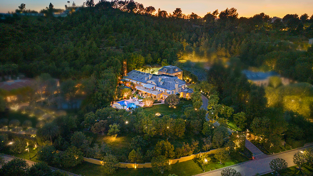 Rod Stewart Seeks 70m For A Richard Landry Designed English Country Estate In L A G