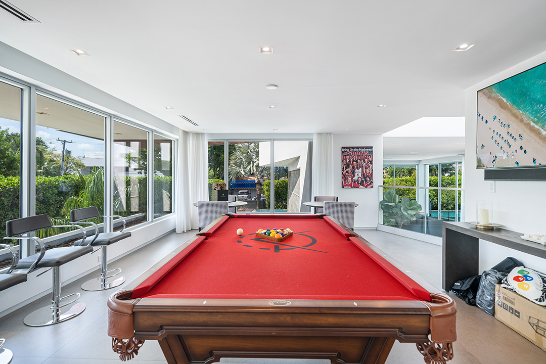 Miami Heats Victor Oladipo Lists Miami Beach Modern For 10m I
