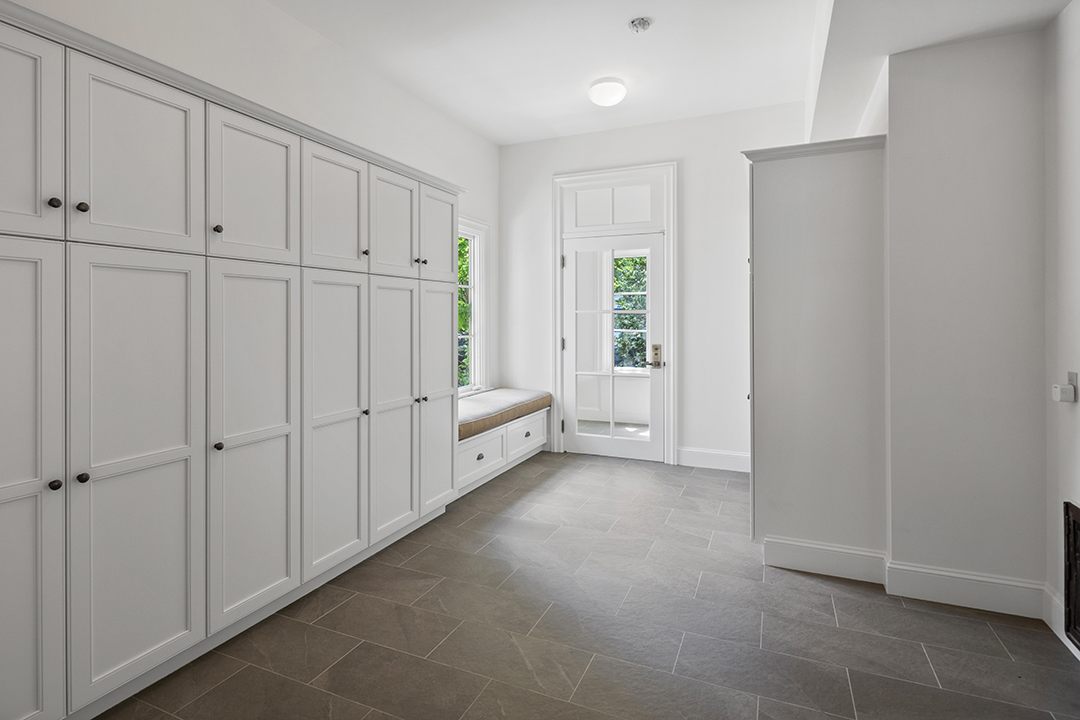 Celtics Co Owner Seeks 9m For Custom Built Massachusetts Mansion Decked Out With Amenities Zzz