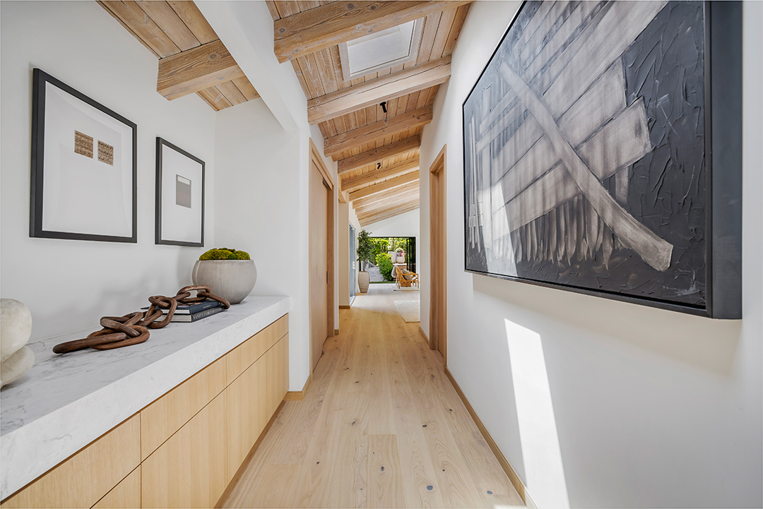 Renowned Record Producer Flips Pacific Palisades Property Listing It For 15m P