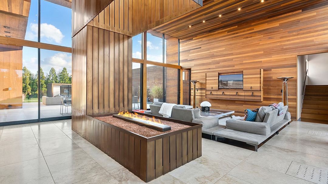 A Pr Pros Custom Built Bridgehampton Getaway Designed By Bates Masi Looks For 15 9m D