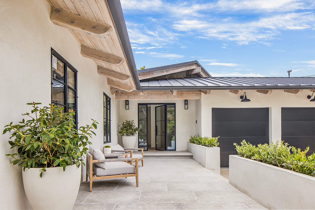 Renowned Record Producer Flips Pacific Palisades Property Listing It For 15m E