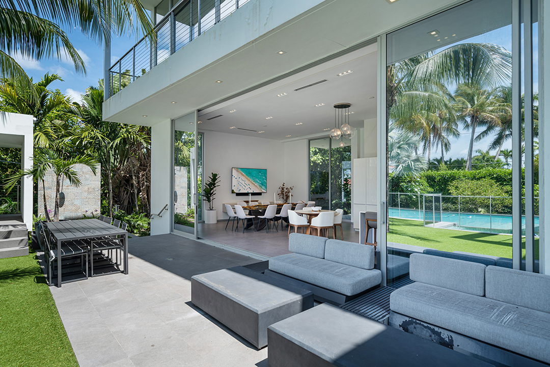 Miami Heats Victor Oladipo Lists Miami Beach Modern For 10m U