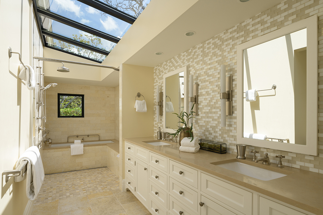 Explore A Sophisticated Lakefront Seattle Mansion Priced At 22 5m U