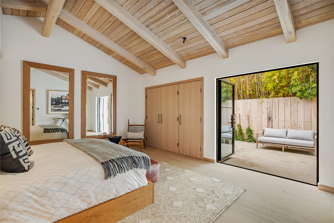 Renowned Record Producer Flips Pacific Palisades Property Listing It For 15m Z