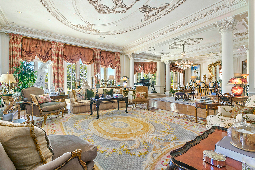 Rod Stewart Seeks 70m For A Richard Landry Designed English Country Estate In L A K