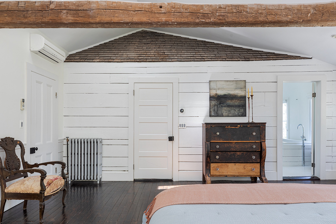 Fabulous Floating Farmhouse In The Catskills Relists For 2 35m 025photo Credit Phil Mansfield