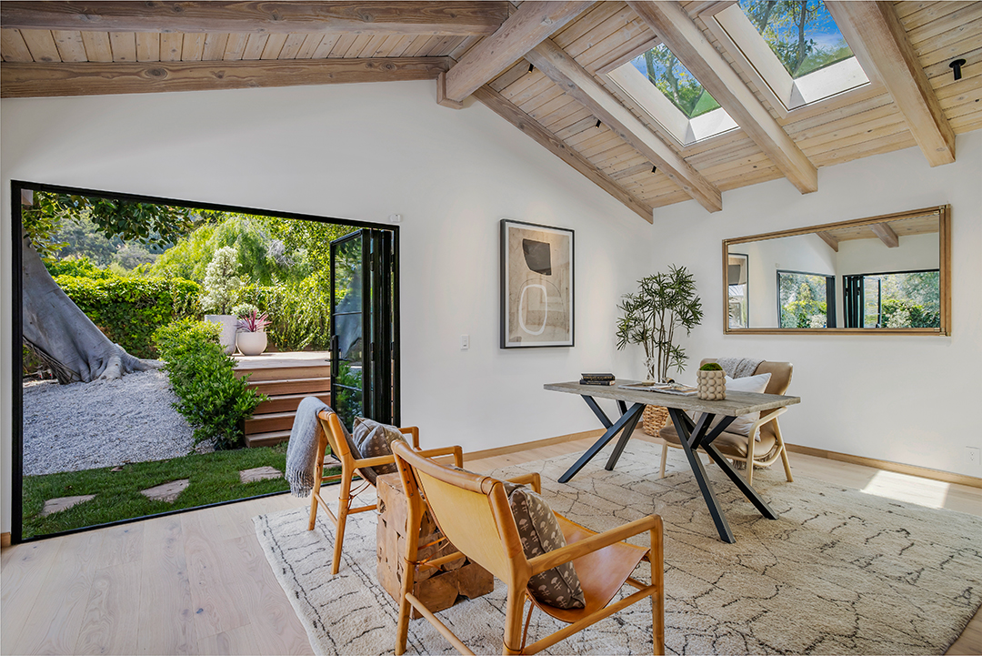Renowned Record Producer Flips Pacific Palisades Property Listing It For 15m R
