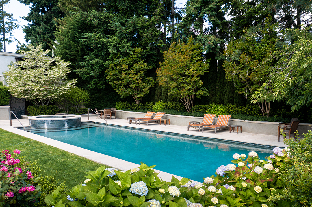 Explore A Sophisticated Lakefront Seattle Mansion Priced At 22 5m F