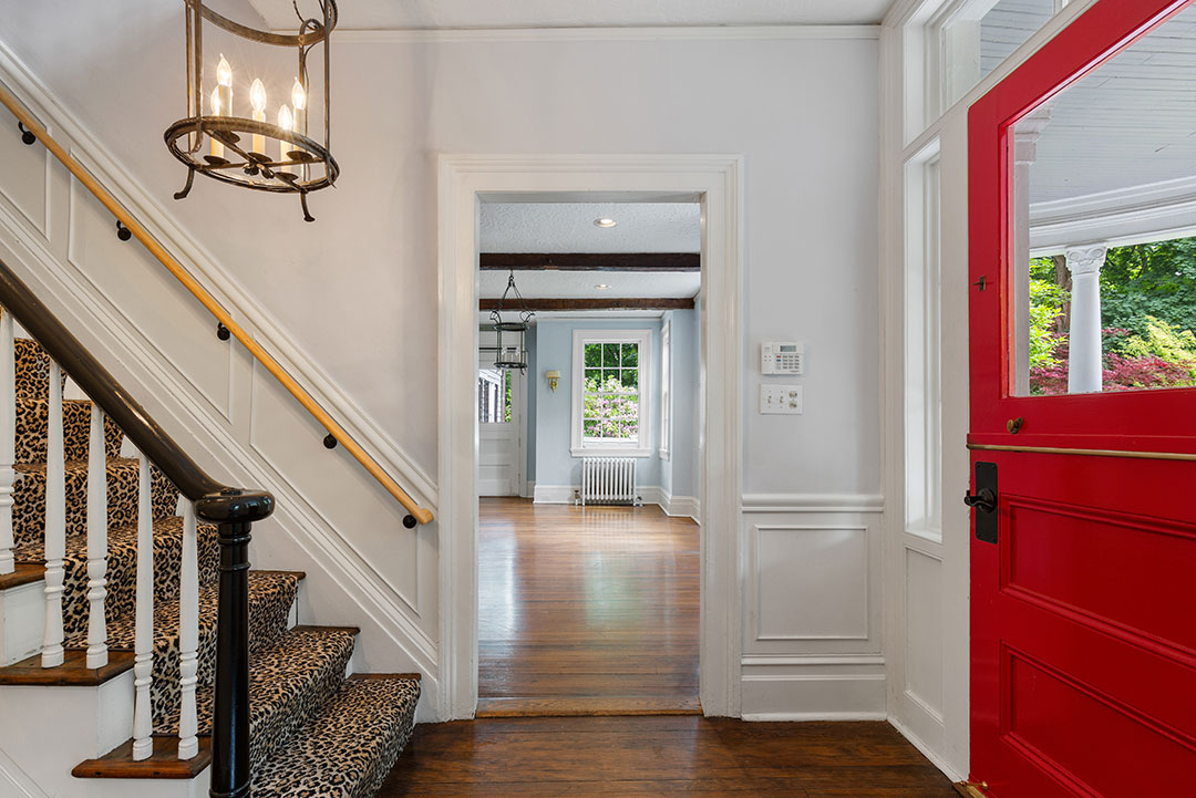 4 Andre Leon Talley Front Entry