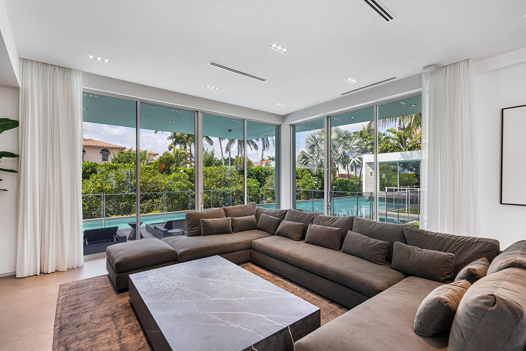 Miami Heats Victor Oladipo Lists Miami Beach Modern For 10m H