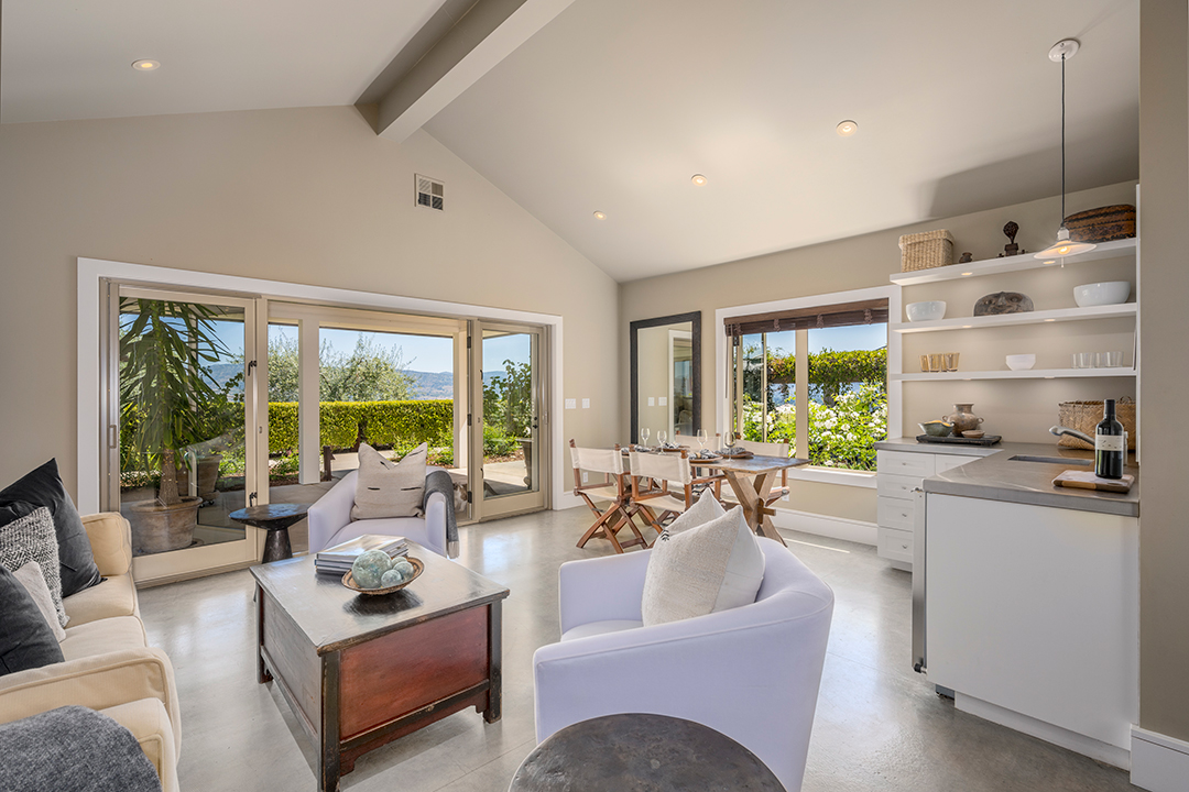 Tour Napa Valleys Most Expensive Home On The Market Moulds Family Vineyard O