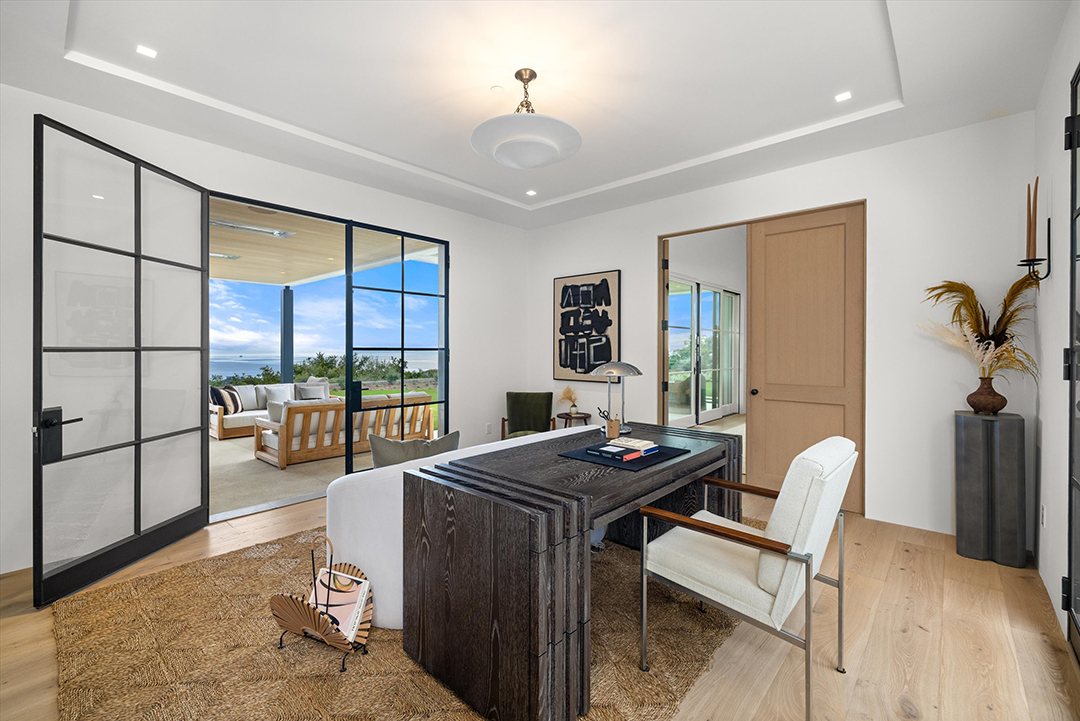 Ellen Degeneress Former Montecito Property Just Popped Up For Sale Asking 17 6m M