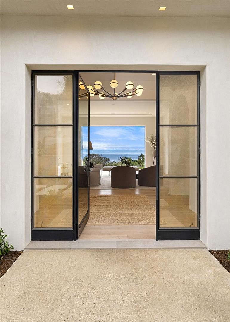 Ellen Degeneress Former Montecito Property Just Popped Up For Sale Asking 17 6m C