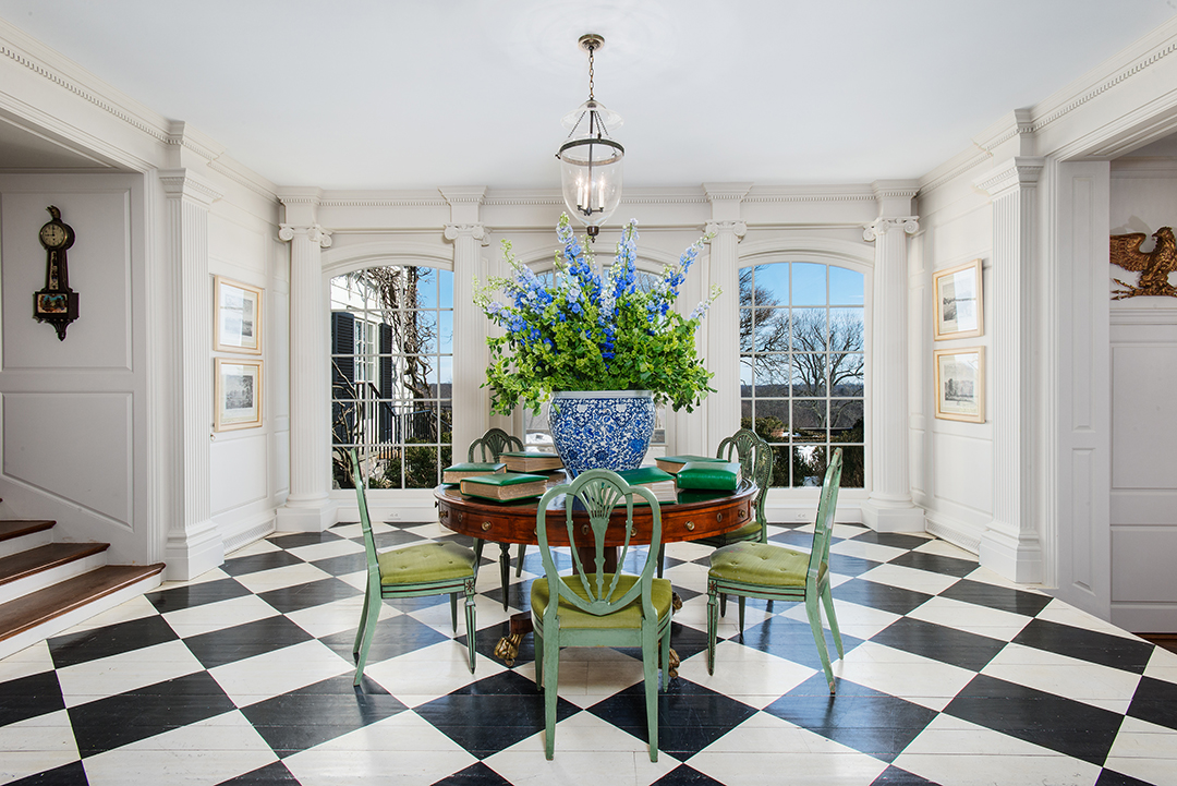 Susie Hilfiger Finally Sells Her Lovely Greenwich Estate In The Towns Biggest Sale Of 2023 So Far L