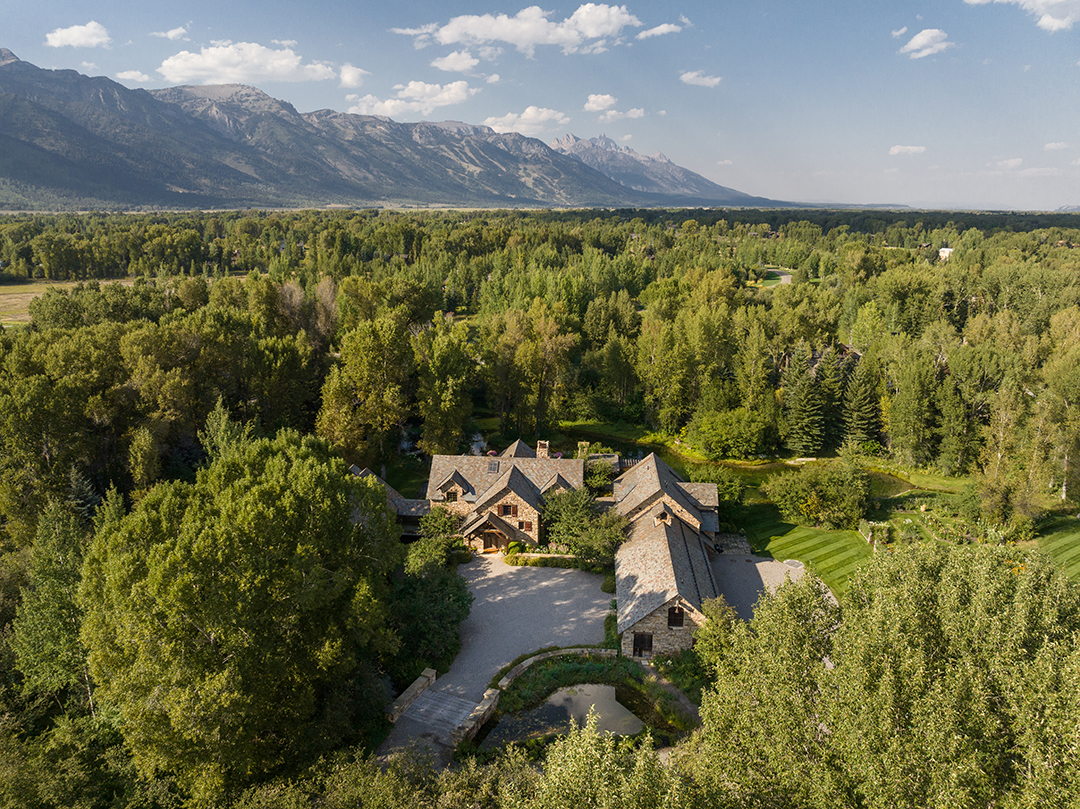Explore A Stunning Wyoming Escape Priced At 22 5m B