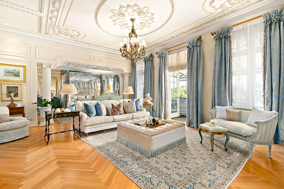 Rod Stewart Seeks 70m For A Richard Landry Designed English Country Estate In L A O