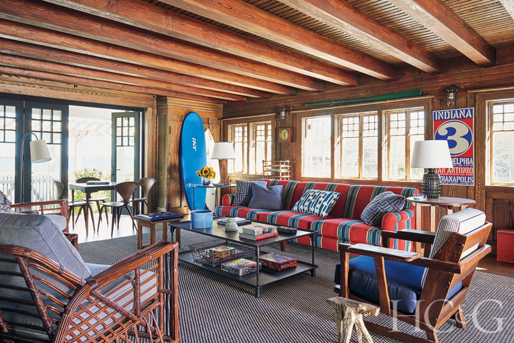 Westhampton Beach Pool House Interior With Blues And Reds 1024x684