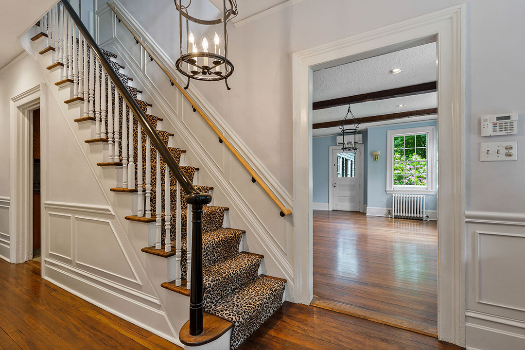 3 Andre Leon Talley Stairway