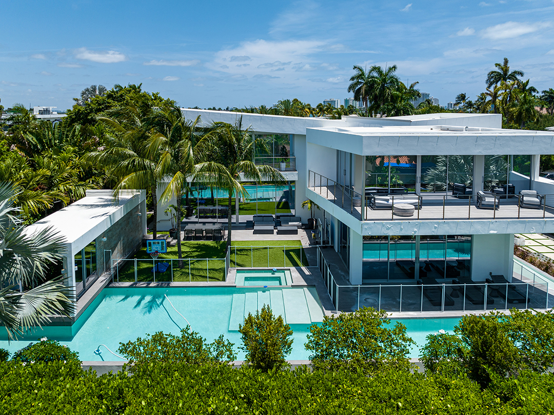 Miami Heats Victor Oladipo Lists Miami Beach Modern For 10m E