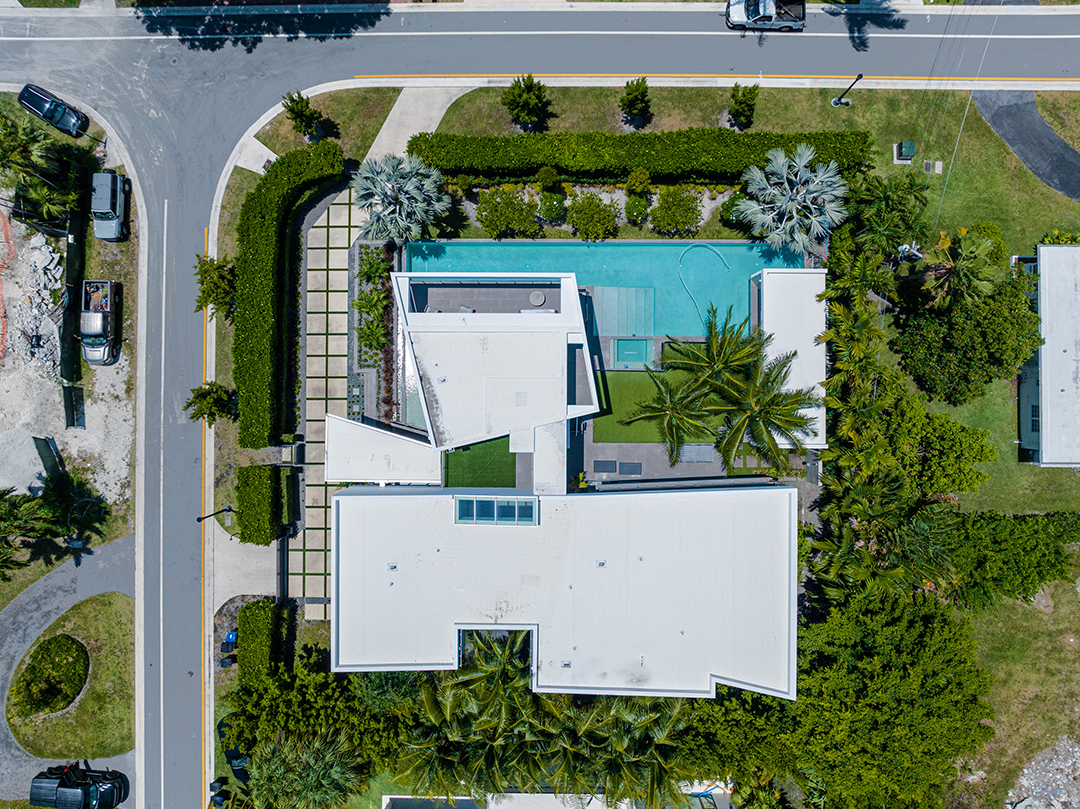 Miami Heats Victor Oladipo Lists Miami Beach Modern For 10m Q