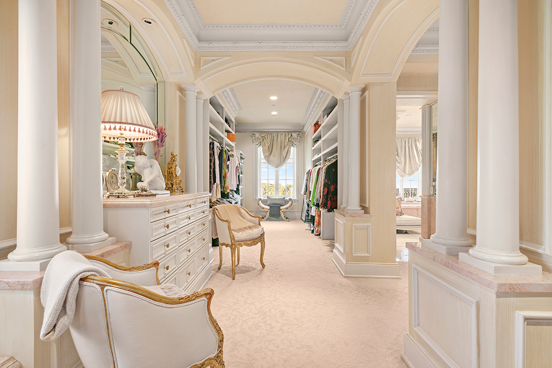 Rod Stewart Seeks 70m For A Richard Landry Designed English Country Estate In L A R