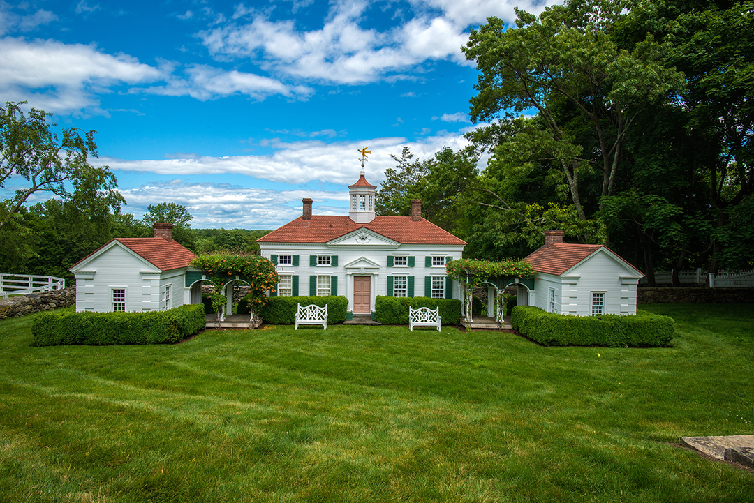 Susie Hilfiger Finally Sells Her Lovely Greenwich Estate In The Towns Biggest Sale Of 2023 So Far Wwww