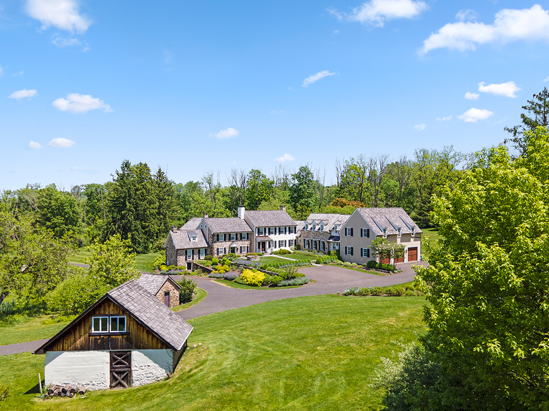 Explore A Reimagined Pennsylvania Home Dating Back To The 1700s 047