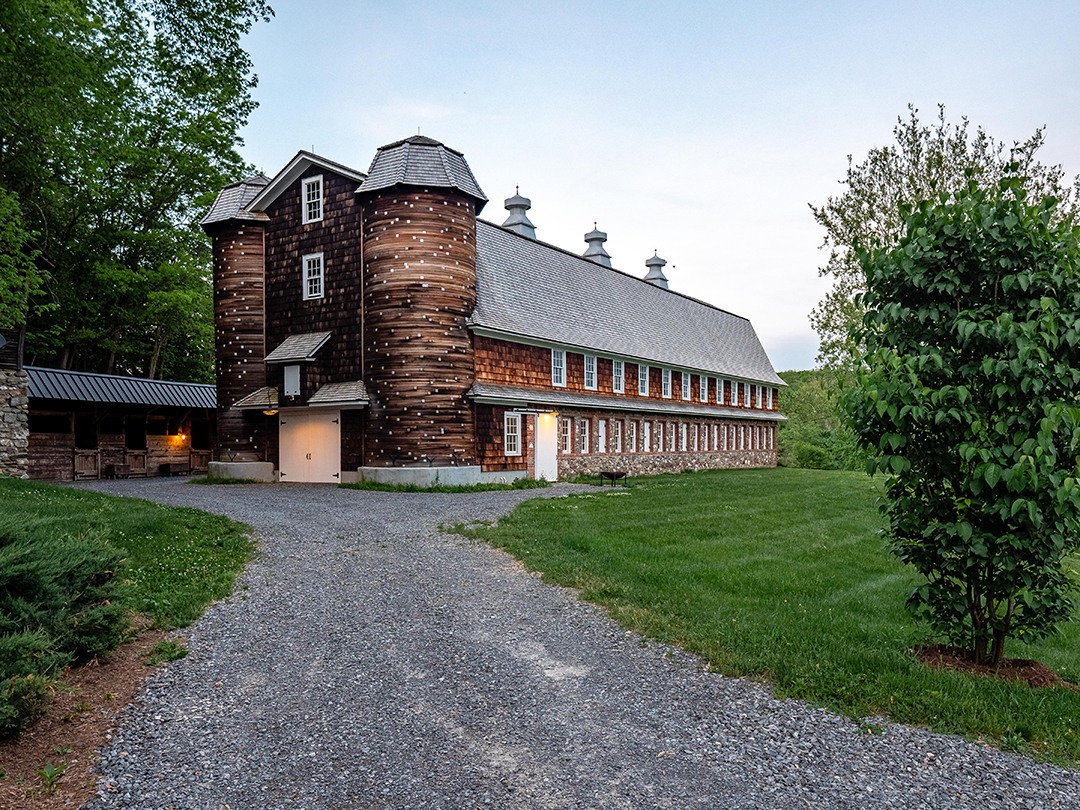 Heiress Beverly Kerzners Hudson Valley Paradise Hits The Market For 25m 461 Silvernails Road Pine Plains Ny 113