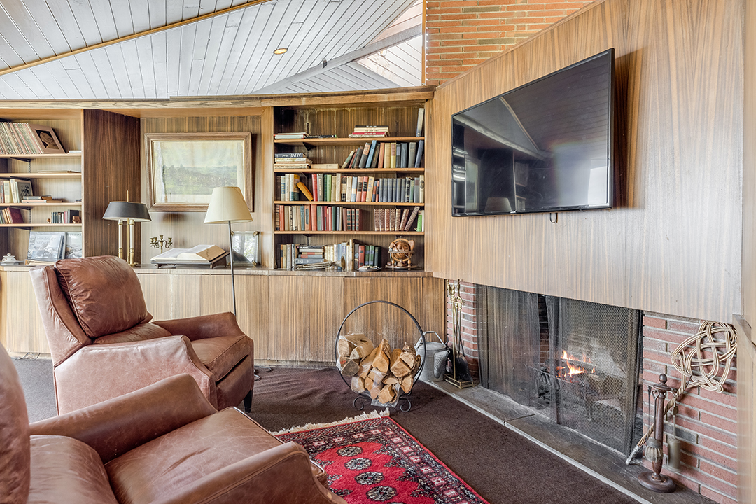 An John Stedman Designed Oyster Bay Home Asks 8 5m D