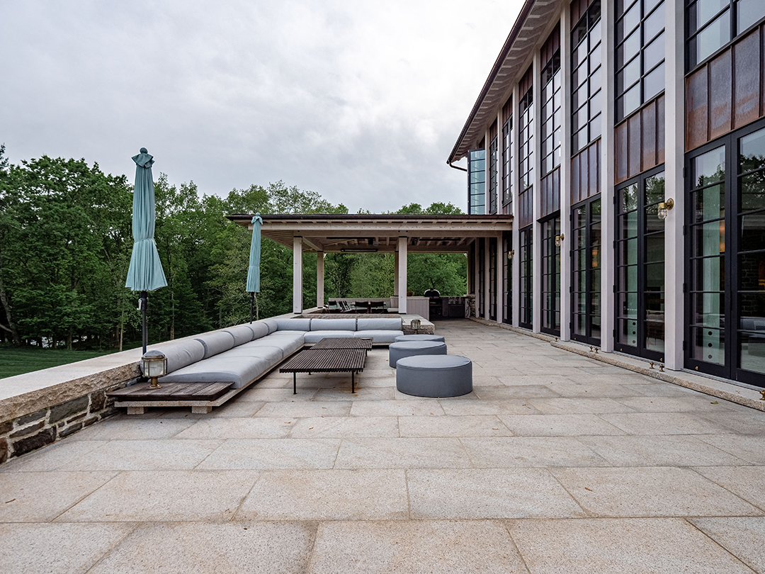 Heiress Beverly Kerzners Hudson Valley Paradise Hits The Market For 25m 461 Silvernails Road Pine Plains Ny 91