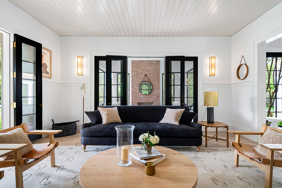 Publishing Power Couple Lists The Beautiful East Hampton Home They Built For 25m J