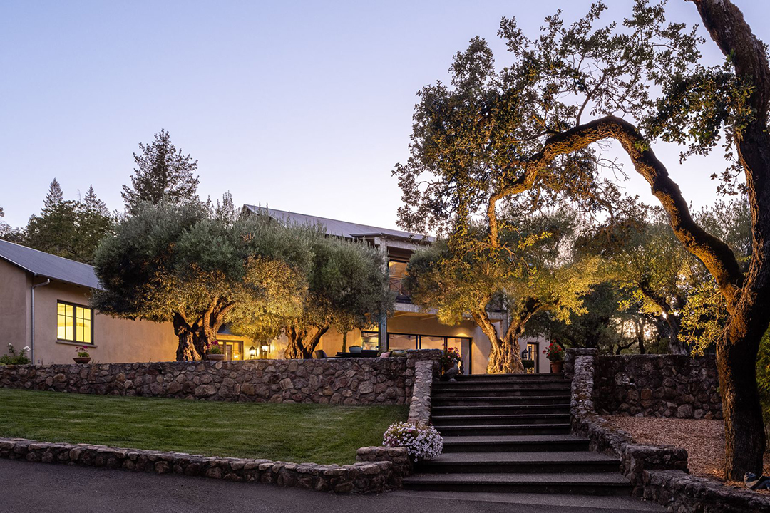 Take A Tour Of The Grounds Of This Napa Valley Compound Priced At 18m F