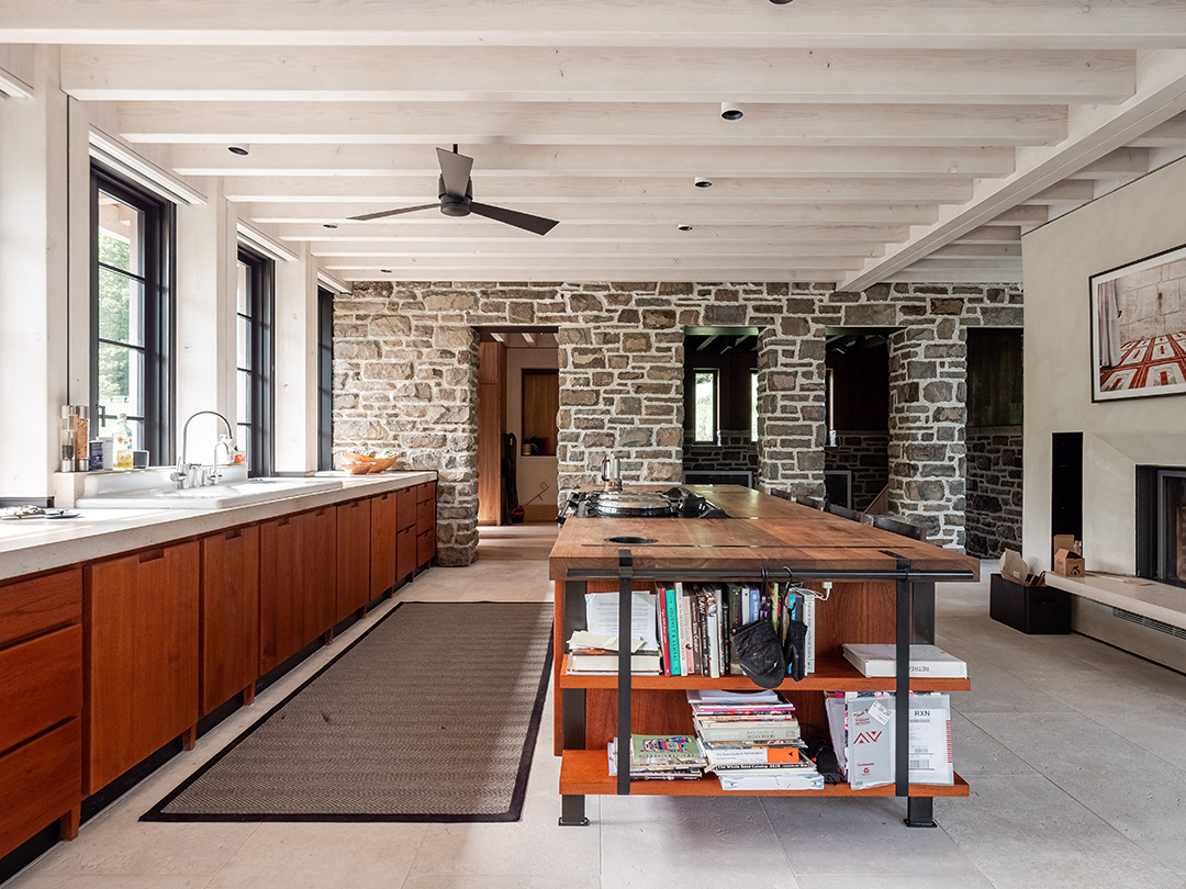 Heiress Beverly Kerzners Hudson Valley Paradise Hits The Market For 25m 461 Silvernails Road Pine Plains Ny 27