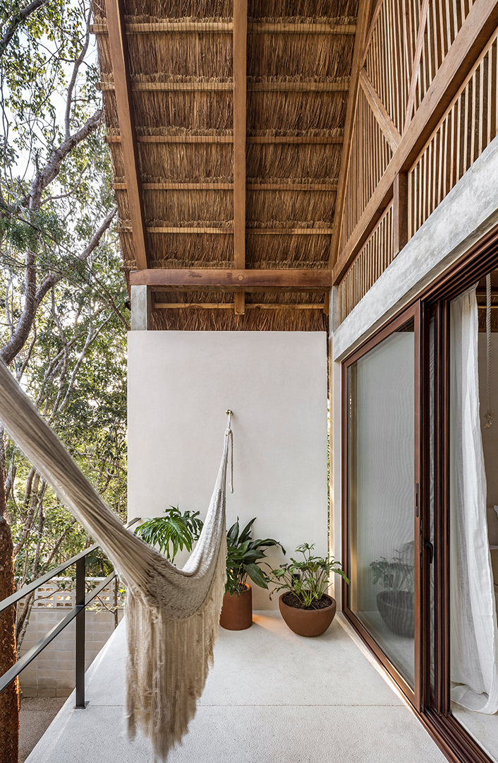 An Organic Minimalist Style Boutique Hotel In Tulum Can Be Yours For Under 2m Treetop Lodge 3 Balcony By Cesar Bejar
