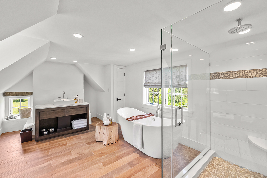 Explore A Reimagined Pennsylvania Home Dating Back To The 1700s 032