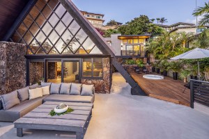 A Movie Producer And Interior Designers Transformed Hawaii Haven Is Now Up For Grabs 360 K