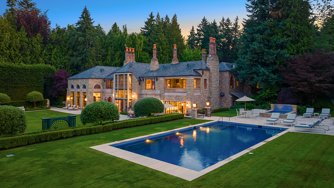 Kenny Gs Lavish Former Lake Estate In Washington Lists For 70m D